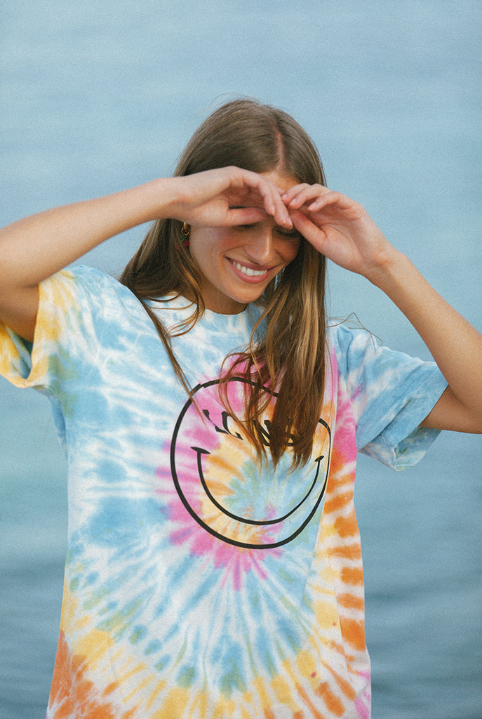 LCNS_TIEDYE_1024x1024.jpg?v=